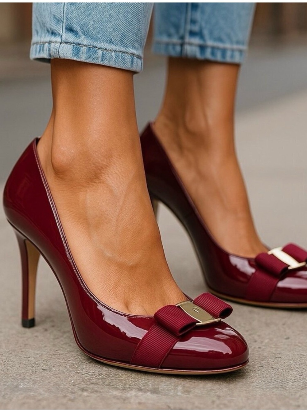 ✨ Salvatore Ferragamo Patent Burgundy Vara Bow Heels ✨